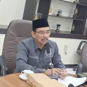 Ketua Pansus DPRD Kabupaten Malang, H. Abdulloh Satar, SE, MM. Pimpin Pembahasan Raperda Pendidikan Pancasila dan Wawasan Kebangsaan